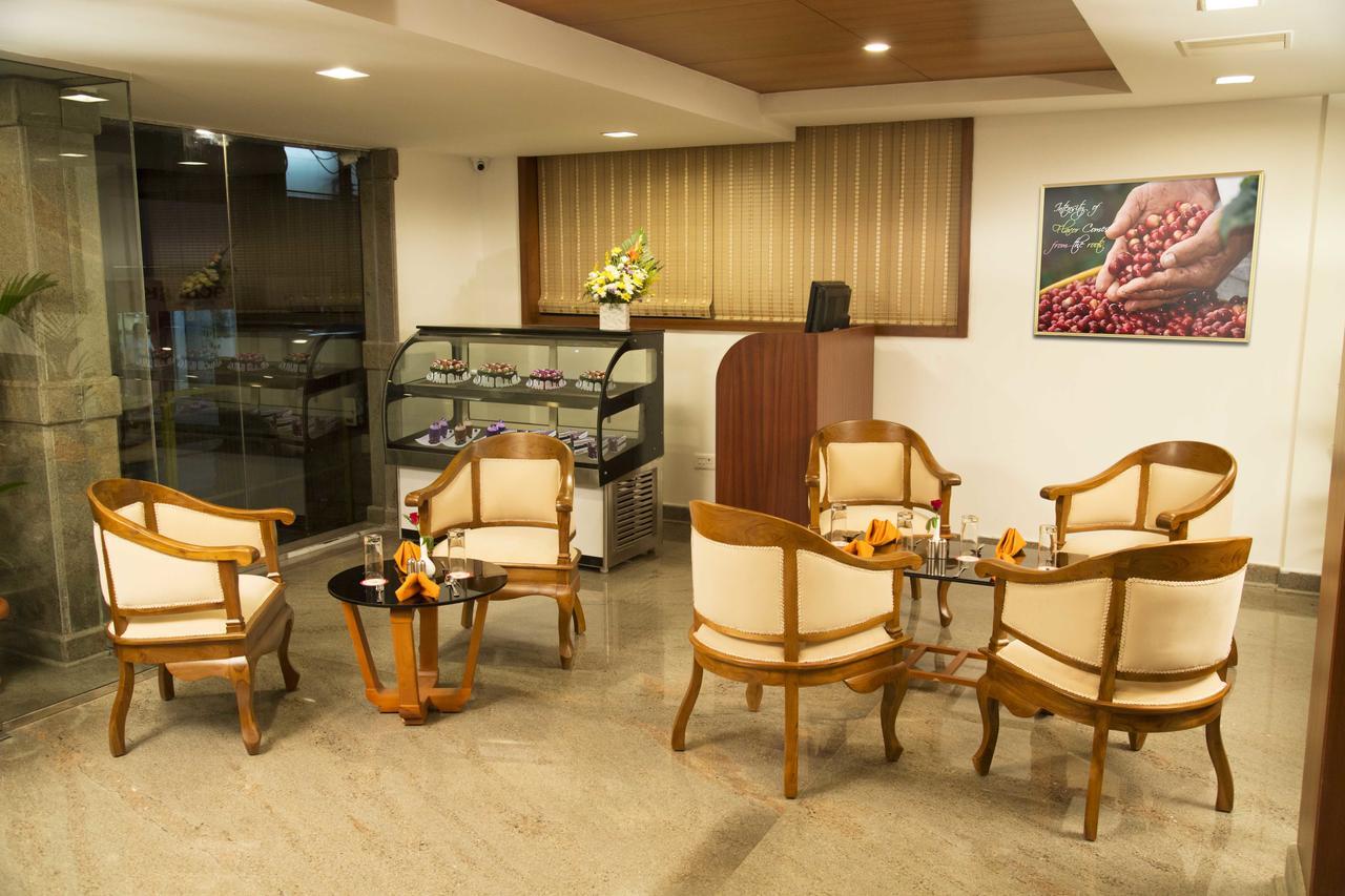 Hotel Rainbow Suites Kannur Exterior foto