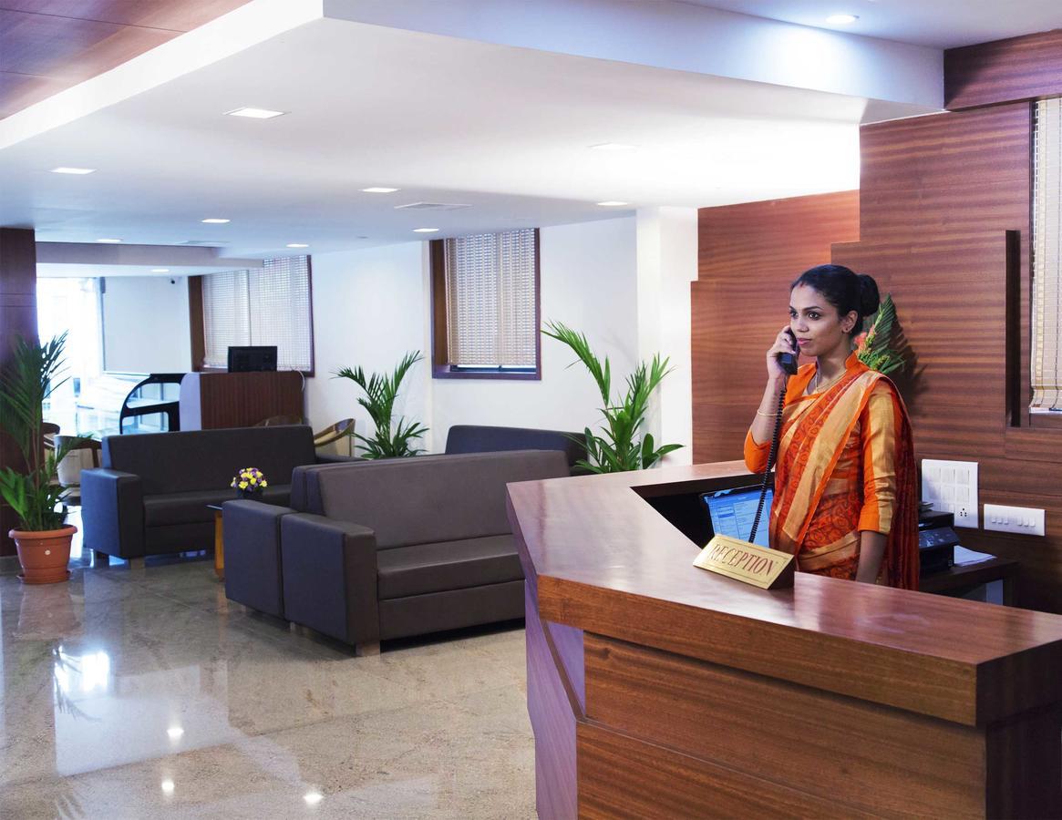 Hotel Rainbow Suites Kannur Exterior foto