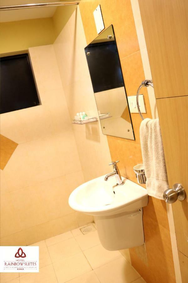 Hotel Rainbow Suites Kannur Exterior foto